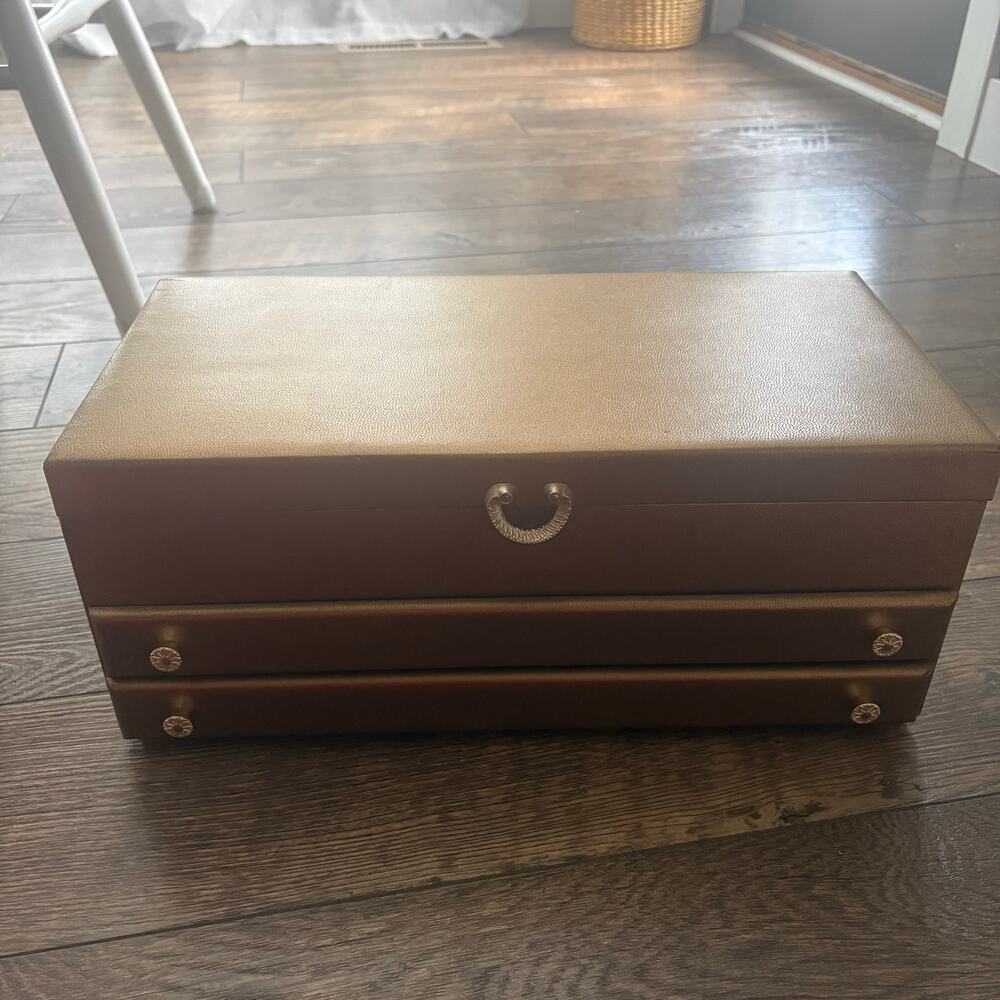 Vintage Lady Buxton Jewelry Box Gold Vinyl & Velvet 2 Drawers Open Top GOOD Cond